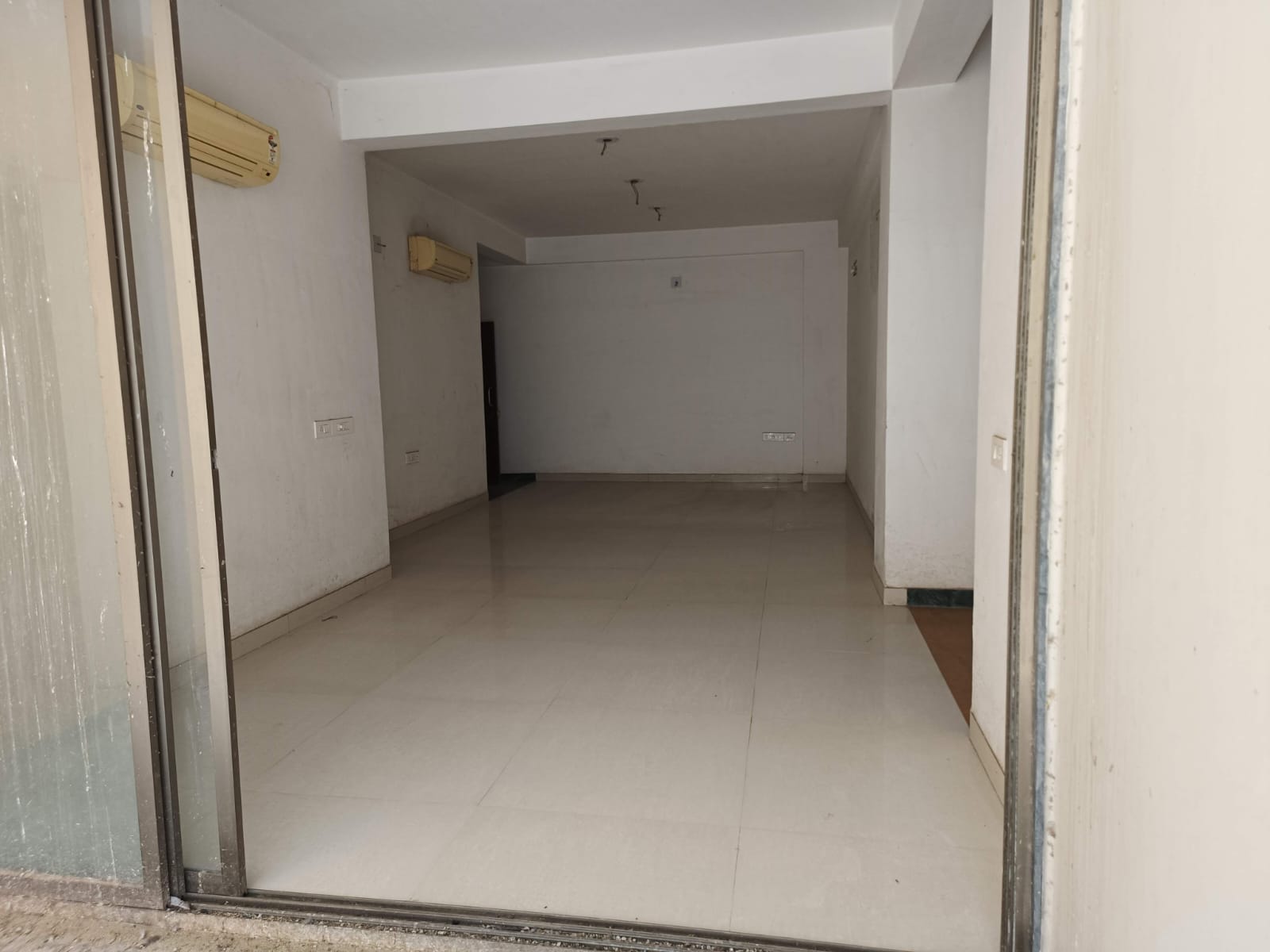 3 BHK 2406 Sq.Ft Residential Flat / Appartment for Sale in Thaltej Ahmedabad - Media 15